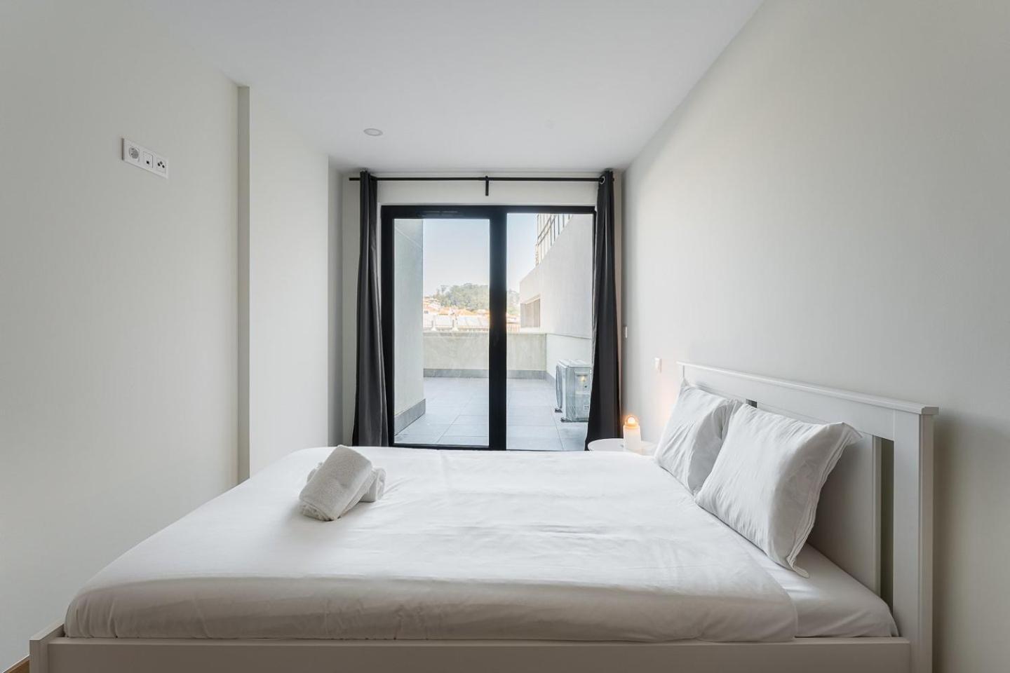 Guestready - Sleek Monochromatic In Bonfim Apartment ปอร์โต ภายนอก รูปภาพ