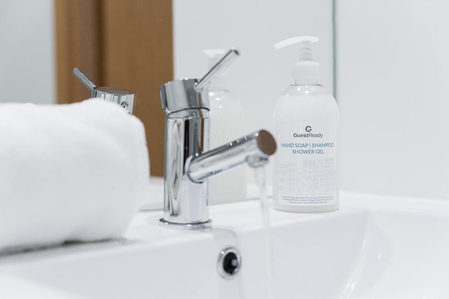 Guestready - Sleek Monochromatic In Bonfim Apartment ปอร์โต ภายนอก รูปภาพ