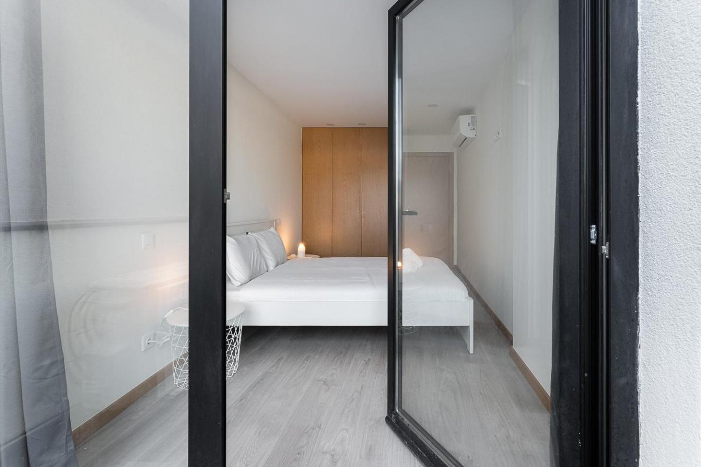Guestready - Sleek Monochromatic In Bonfim Apartment ปอร์โต ภายนอก รูปภาพ